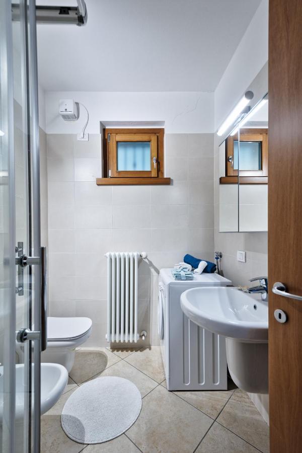 Casa Alessandro Con Piscina Lago Di Garda Salionze Eksteriør bilde