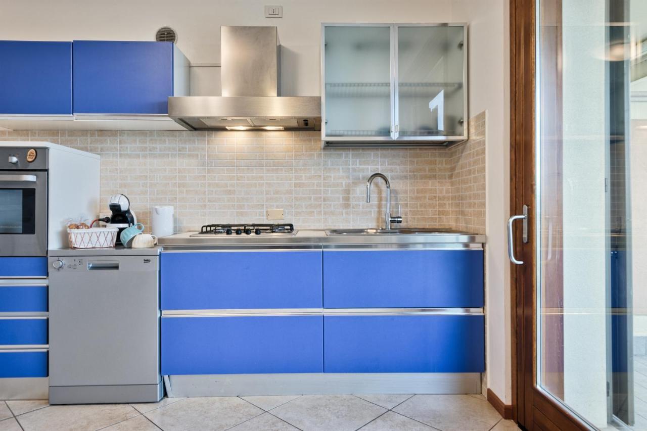 Casa Alessandro Con Piscina Lago Di Garda Salionze Eksteriør bilde