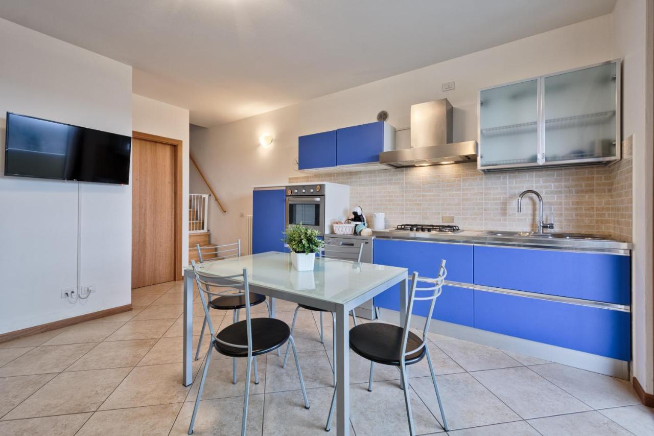 Casa Alessandro Con Piscina Lago Di Garda Salionze Eksteriør bilde